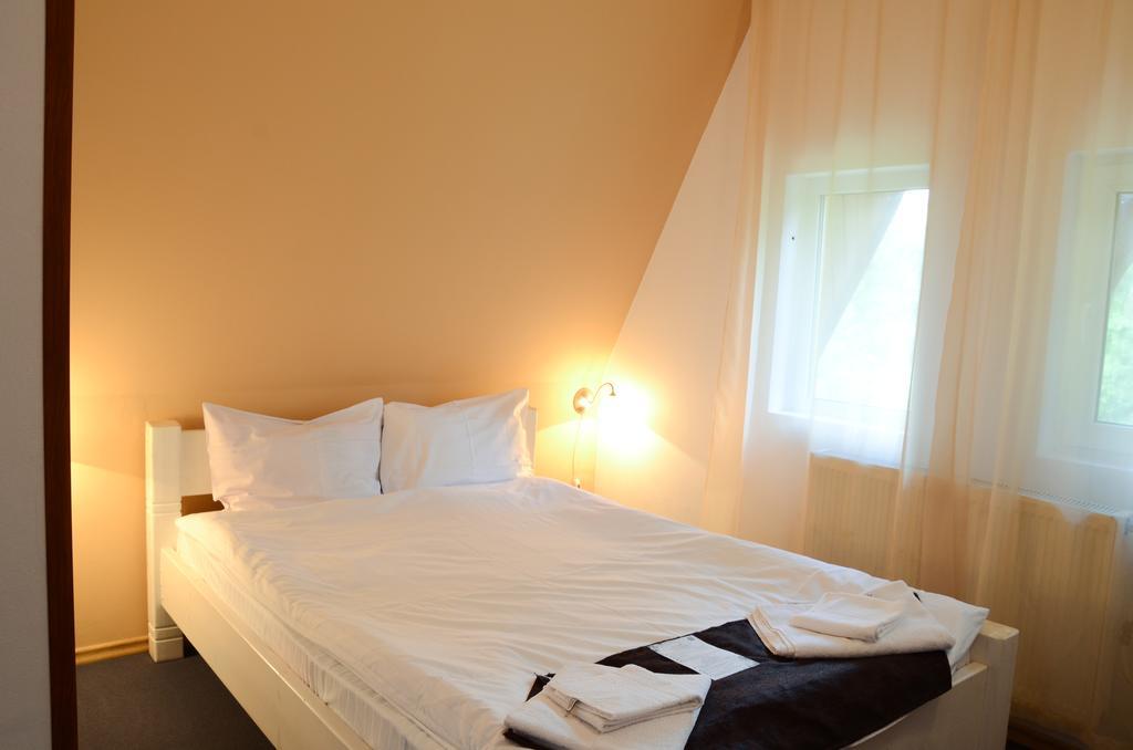 Pensiunea Happy Inn Vatra Dornei Quarto foto